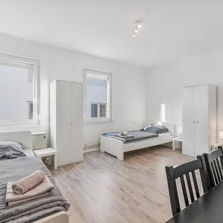 Apartment Monteurwohnung In Raumschmide *